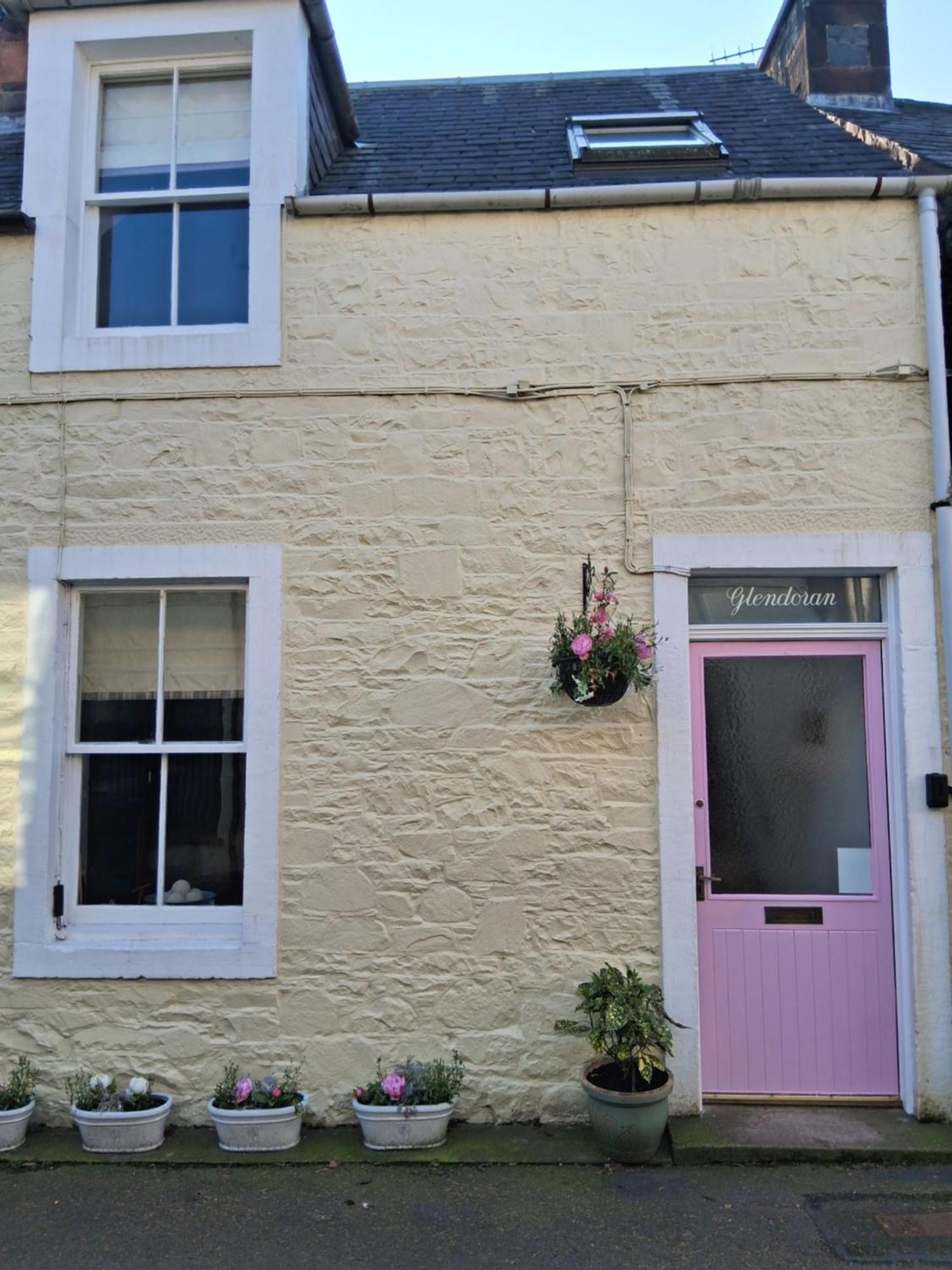 Holiday home Glendoran *